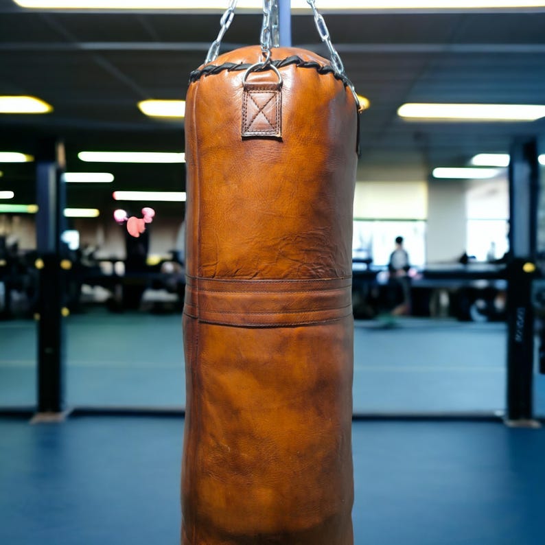 Vintage Leather Heavy Punching Bag – Retro Boxing Training Equipment