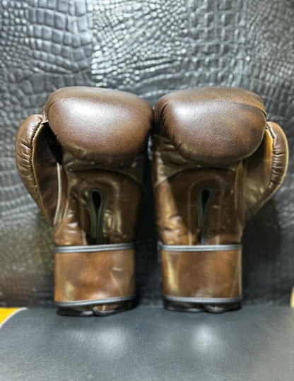 Vintage Leather Boxing Gloves – Retro Training & Sparring Gear